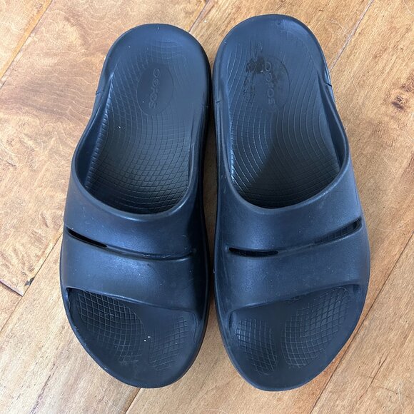 OOFOS Slide Sandals - Black - Picture 3 of 5